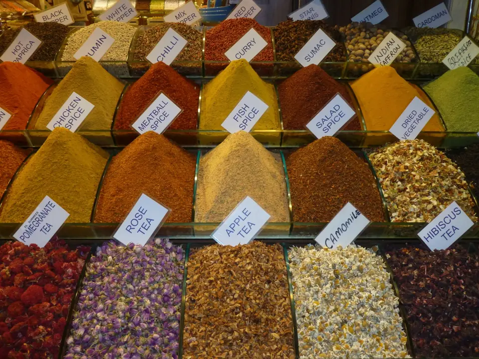 Spices by the heap